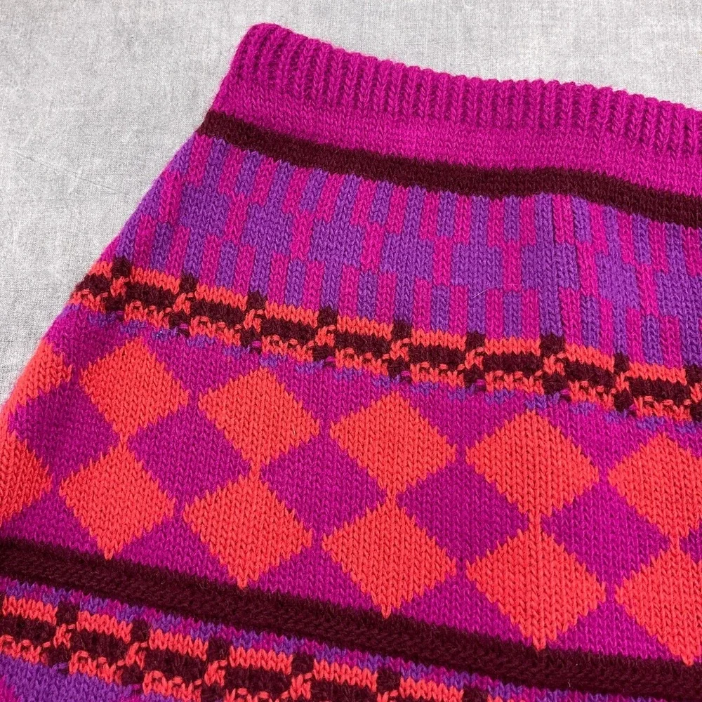 SWAK Skirt Women Medium Pink Orange Diamond Knit Statement Vibrant Mini‎ Stretch